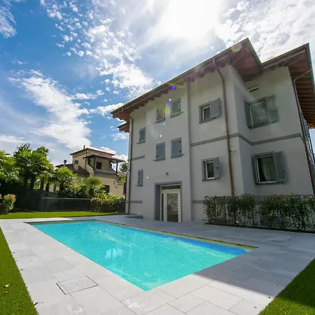 Sleeps 5 Pool Air Con * 메체그라